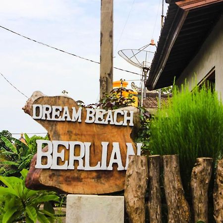 Dream Beach Berlian Lembongan Kültér fotó